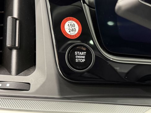 Certified 2025 Porsche Cayenne image 47