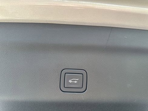 Certified 2023 GMC Yukon XL Denali Ultimate image 12