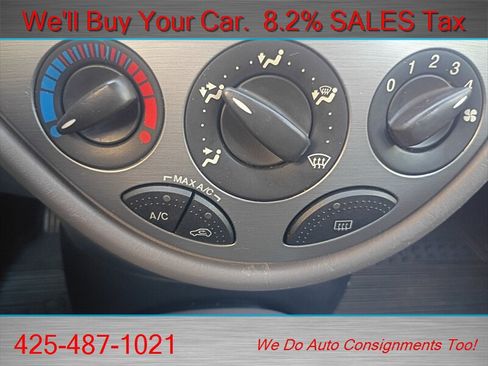Used 2002 Ford Focus ZX5 Hatchback FWD image 25