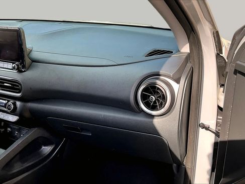 Certified 2023 Hyundai Kona SEL w/ Convenience Package FWD image 17