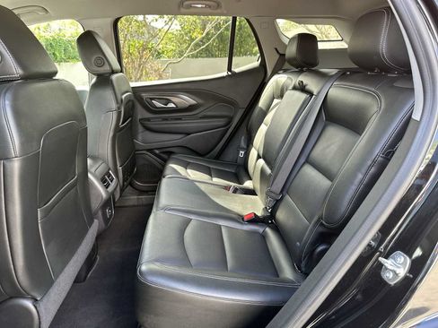 Certified 2024 GMC Terrain SLT AWD/4WD image 17