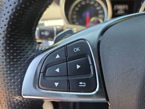Used 2019 Mercedes-Benz GLE 43 AMG 4MATIC image 32