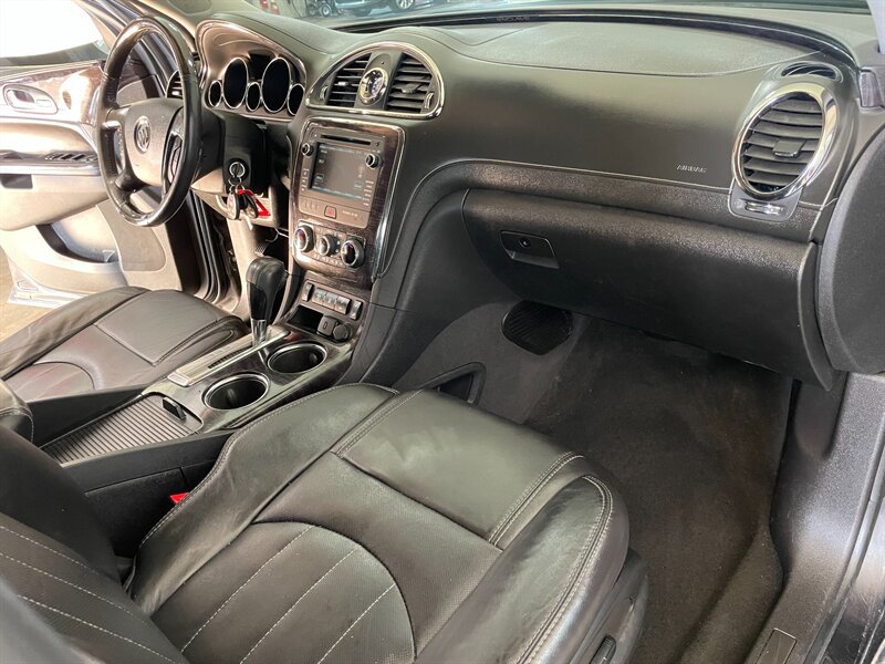 Used 2015 Buick Enclave Leather AWD/4WD image 19