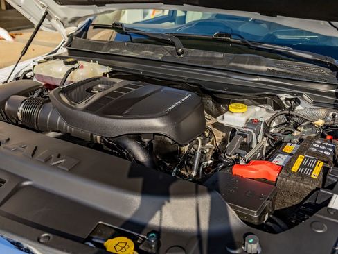 Used 2025 RAM 1500 Tungsten w/ Off Road Group image 40