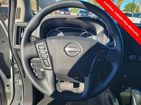 Used 2025 Nissan Frontier S image 21