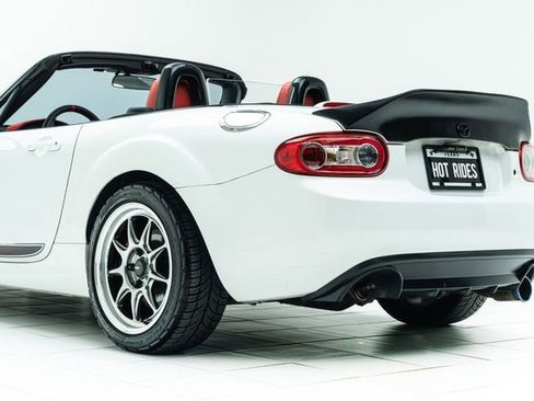 Used 2015 MAZDA MX-5 Miata Club RWD image 20