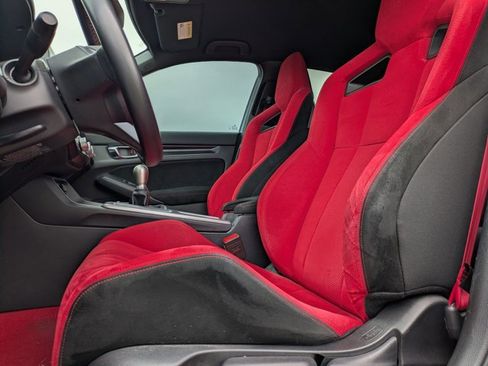 Used 2024 Honda Civic Type R image 12
