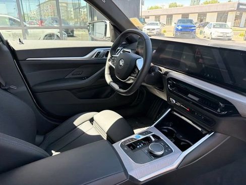 Used 2025 BMW i4 xDrive40i w/ Premium Package AWD/4WD image 13