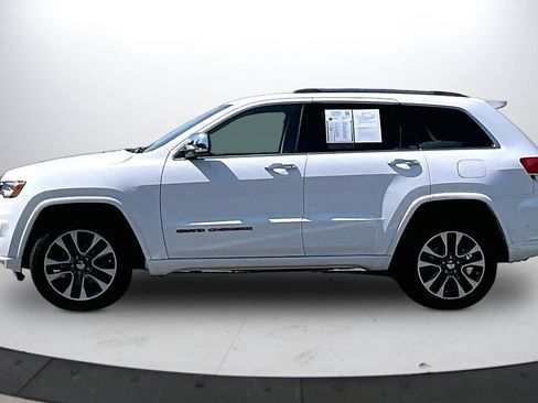 Used 2018 Jeep Grand Cherokee Overland AWD/4WD image 5