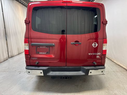 Used 2017 Nissan NV 3500 SL image 8