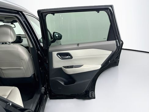 Used 2023 Nissan Rogue SL w/ SL Premium Package FWD image 33
