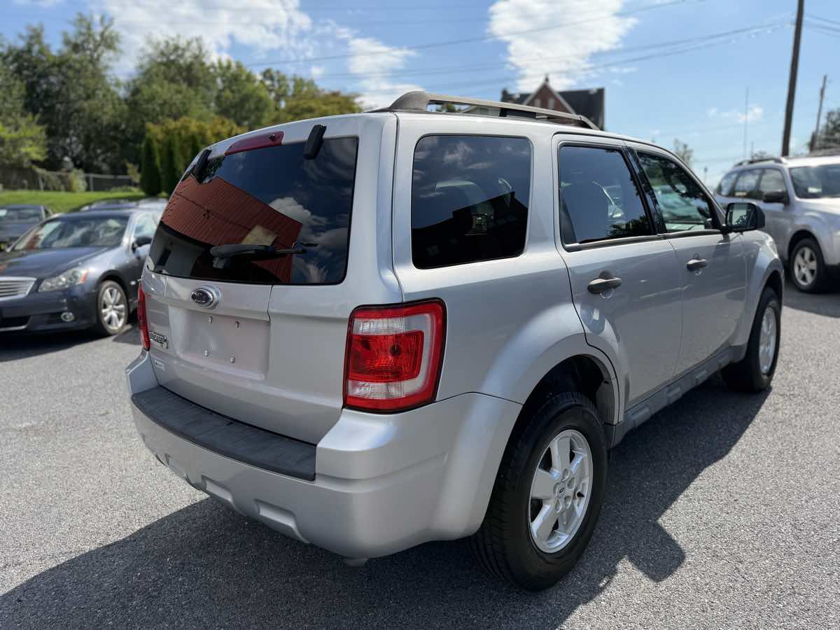 Used 2009 Ford Escape XLT FWD image 7