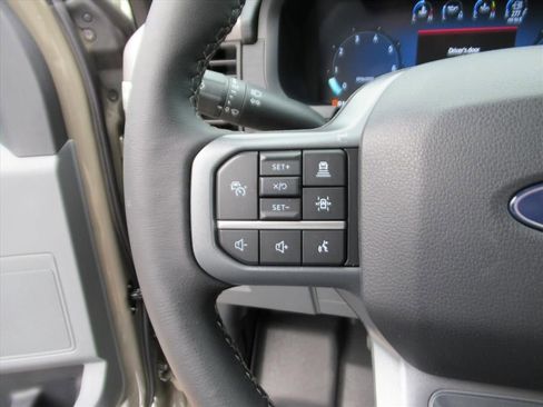 Used 2025 Ford F150 XLT w/ Equipment Group 302A MID image 21