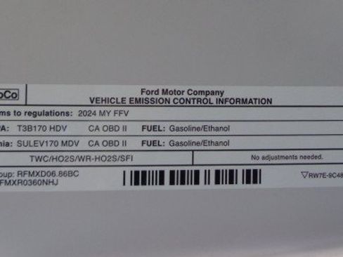 Used 2024 Ford F250 XL AWD/4WD image 11