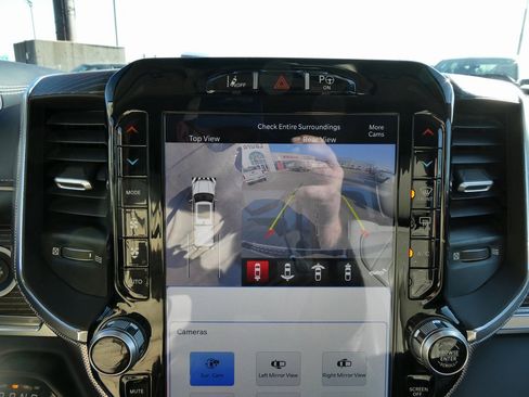 Used 2022 RAM 1500 Limited image 34