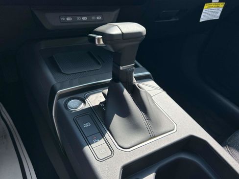 New 2027 Kia Seltos S FWD image 27