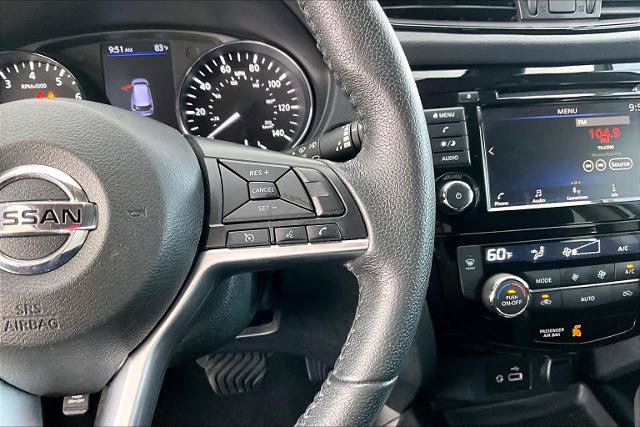 Certified 2020 Nissan Rogue SV FWD image 24