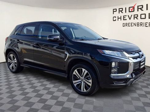 Used 2023 Mitsubishi Outlander Sport SE AWD/4WD image 2