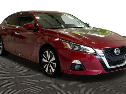 Used 2021 Nissan Altima 2.5 SL