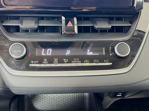 Used 2023 Toyota Corolla LE image 16