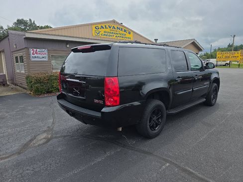 Used 2009 GMC Yukon XL SLT w/ Preferred Package AWD/4WD image 6