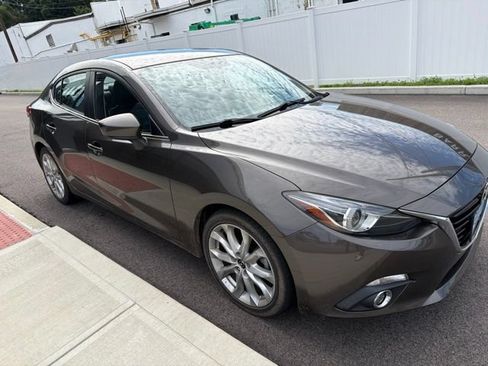 Used 2014 MAZDA MAZDA3 s Touring FWD image 2