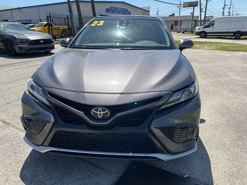 Used 2023 Toyota Camry XSE image 3