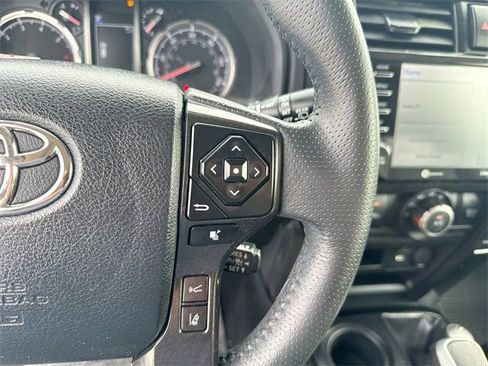 Used 2022 Toyota 4Runner TRD Off-Road Premium image 33