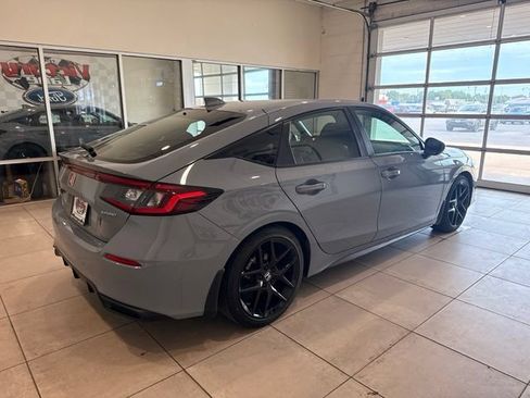 Used 2024 Honda Civic Sport image 5