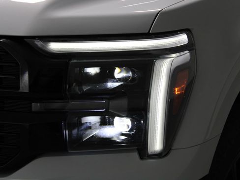 Used 2025 Ford F150 Platinum AWD/4WD image 55