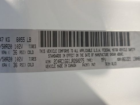 Used 2018 Chrysler Pacifica Limited w/ Advanced Safetytec Group image 38