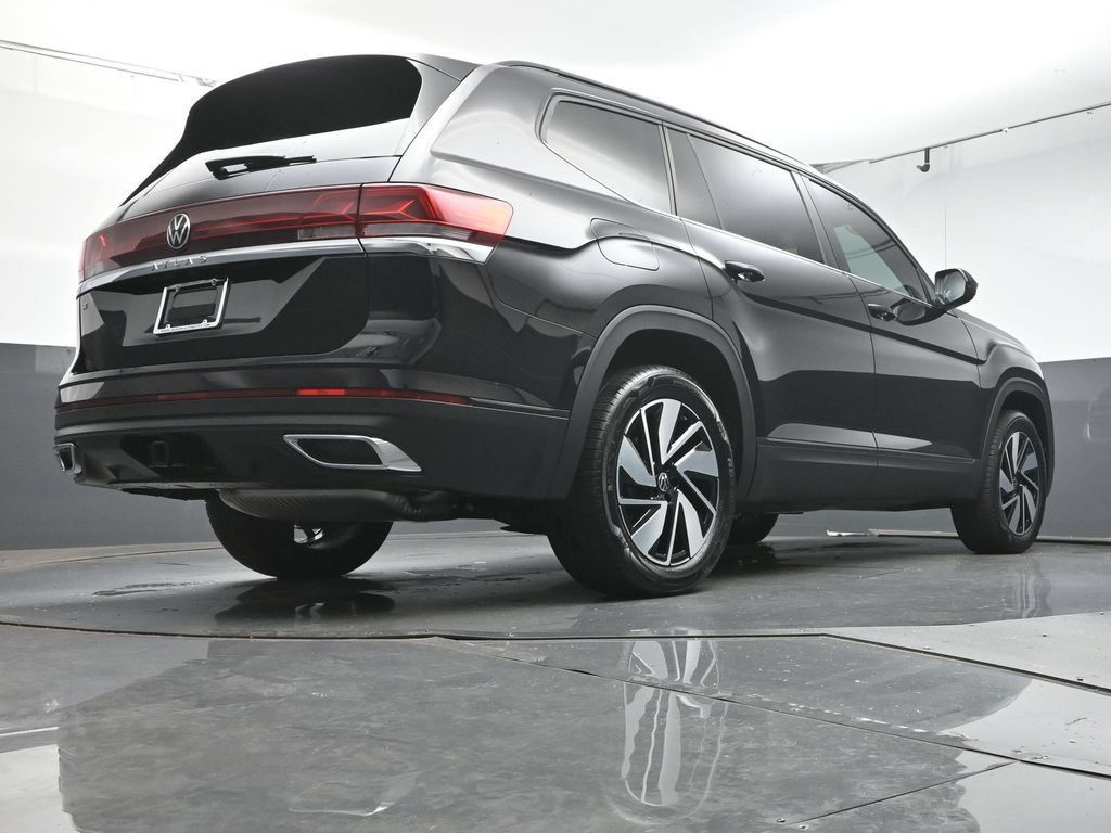 Used 2026 Volkswagen Atlas SE FWD image 44