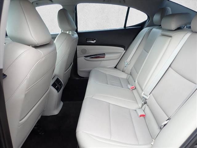 Used 2015 Acura TLX w/ Technology Package FWD image 8