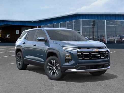 New 2026 Chevrolet Equinox LT image 7