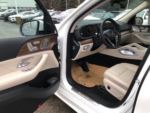 New 2026 Mercedes-Benz GLE 450 4MATIC image 11