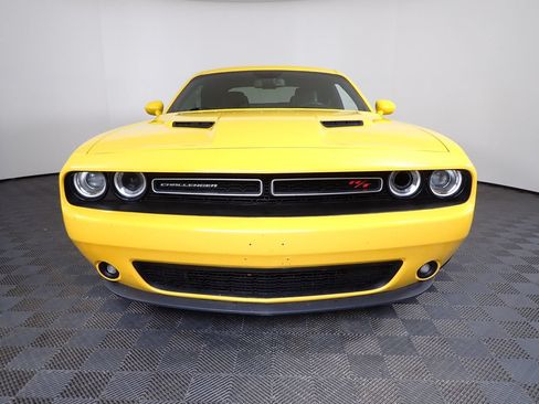 Used 2017 Dodge Challenger R/T Plus RWD image 10