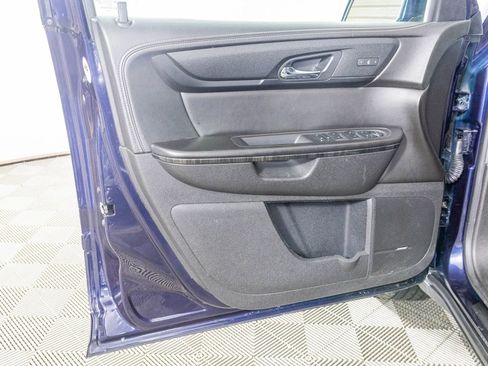 Used 2017 GMC Acadia Limited SLT image 38