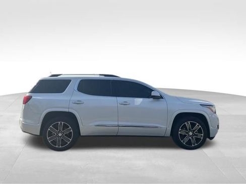 Used 2017 GMC Acadia Denali w/ Technology Package image 6