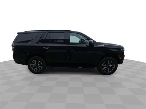 Used 2021 Chevrolet Tahoe Z71 w/ Rear Media and Nav Package image 9