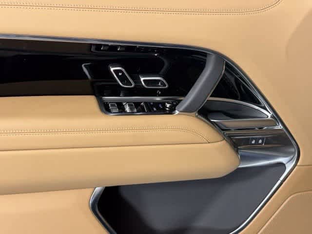 New 2026 Land Rover Range Rover SE AWD/4WD image 15