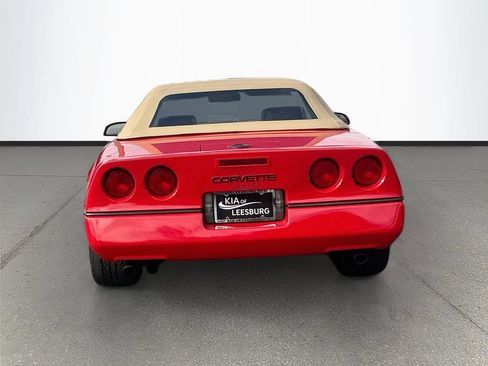 Used 1989 Chevrolet Corvette Convertible RWD image 6