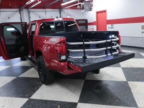 Used 2023 Toyota Tacoma SR AWD/4WD image 27