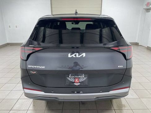 Used 2026 Kia Sportage LX AWD/4WD image 5