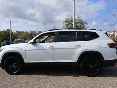 New 2026 Volkswagen Atlas SE image 4