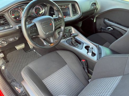 Used 2023 Dodge Challenger R/T Scat Pack w/ Scat Pack Stripe image 16