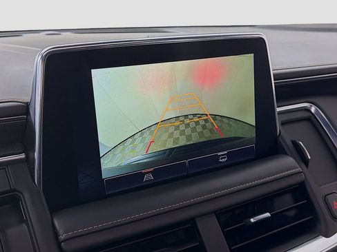 Used 2023 GMC Yukon AT4 image 19