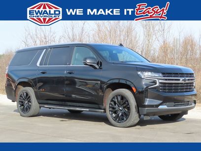 Used 2022 Chevrolet Suburban LT w/ LT Signature Package