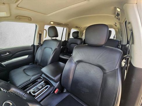 Used 2022 INFINITI QX80 Luxe w/ All-Season Package RWD image 13
