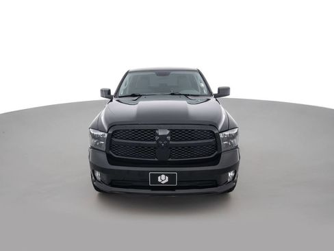 Used 2018 RAM 1500 Express w/ Black Ram 1500 Express Group image 2