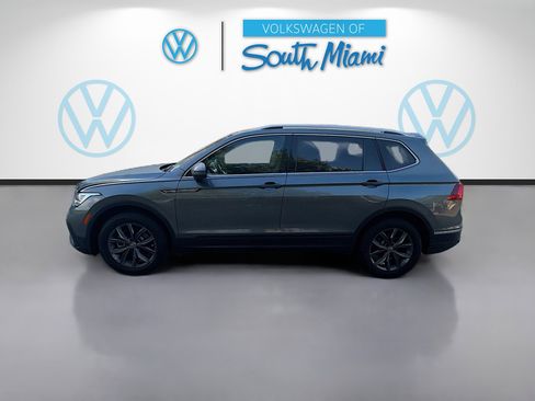 Used 2022 Volkswagen Tiguan SE FWD image 4